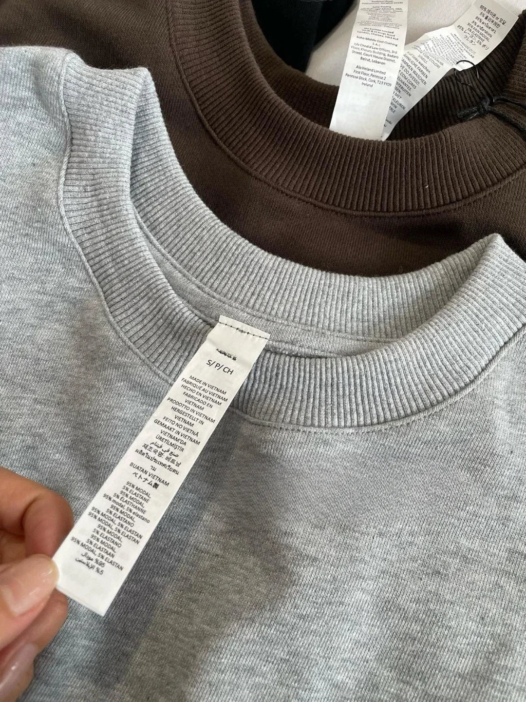 Women's Classic O-Neck Sweatshirt