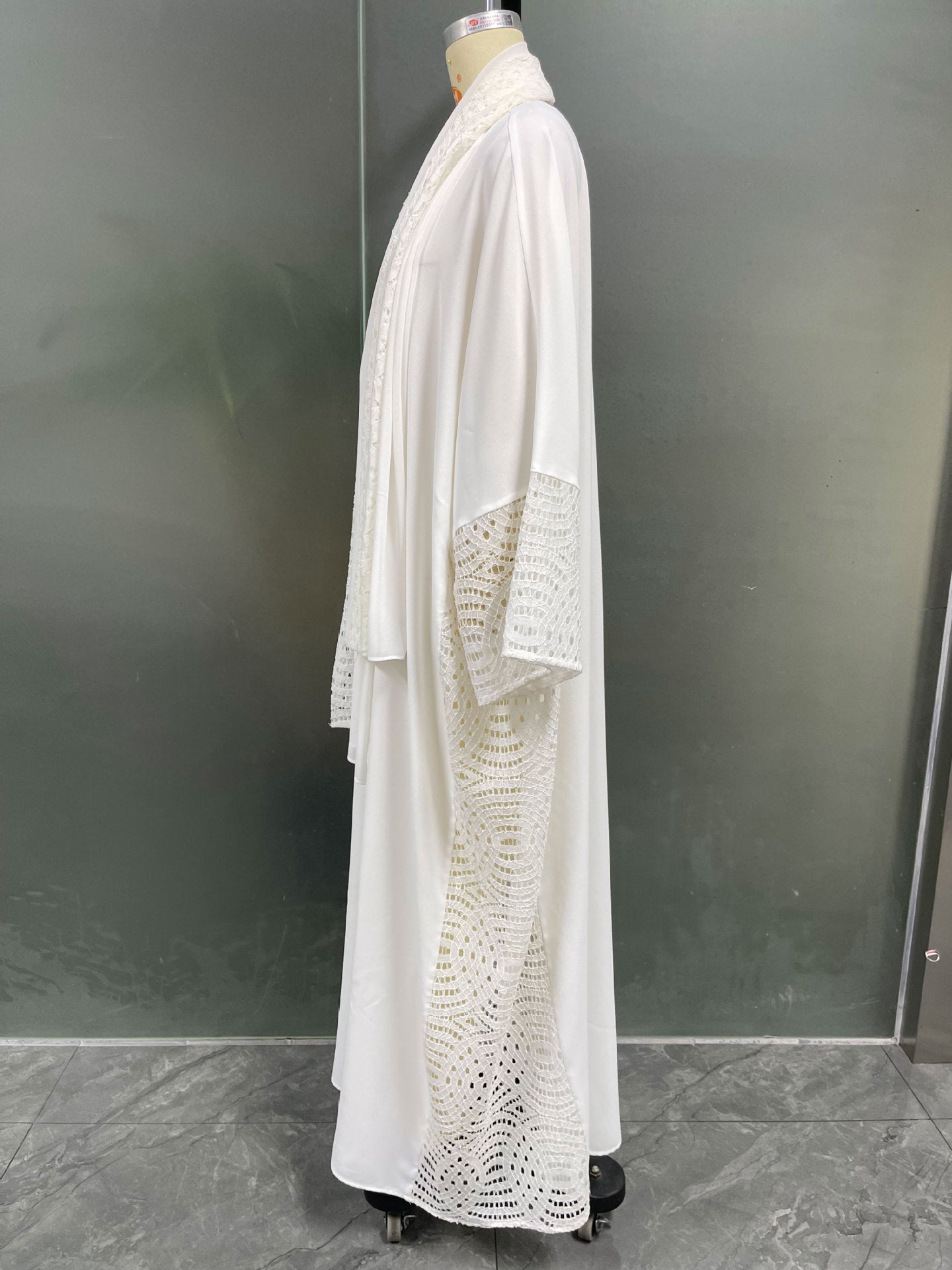 white Elegant Cardigan Robe