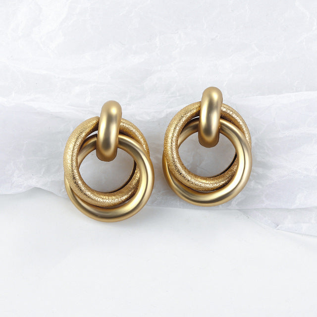 Fashion gold plated shell acrylic Earrings