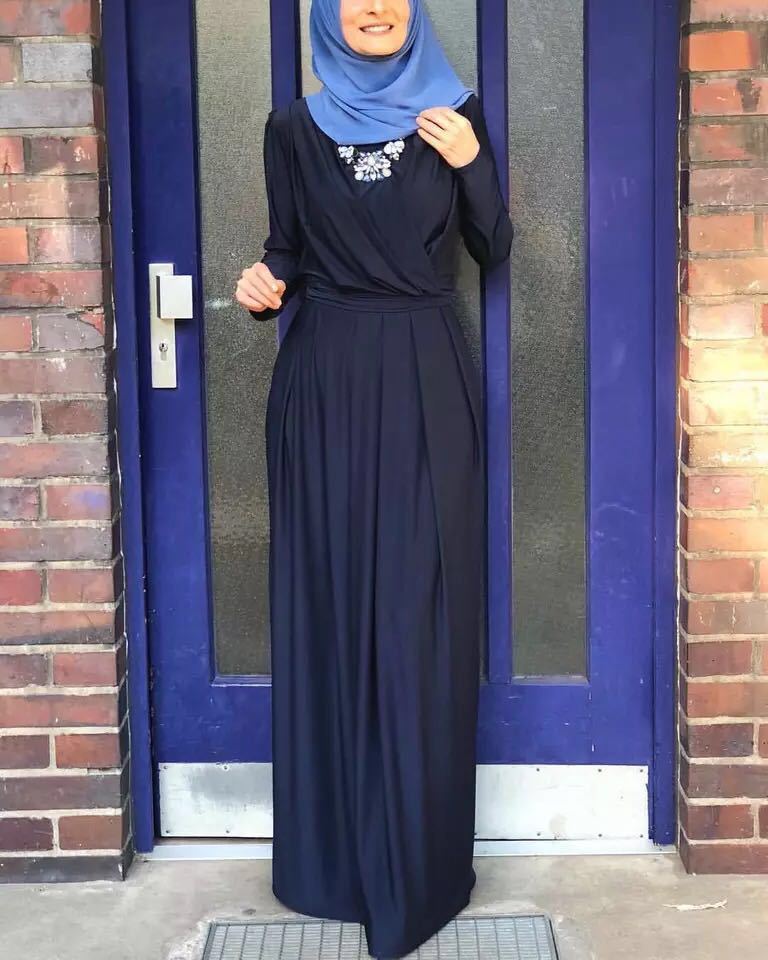 V-Neck Folded Abaya Dress
