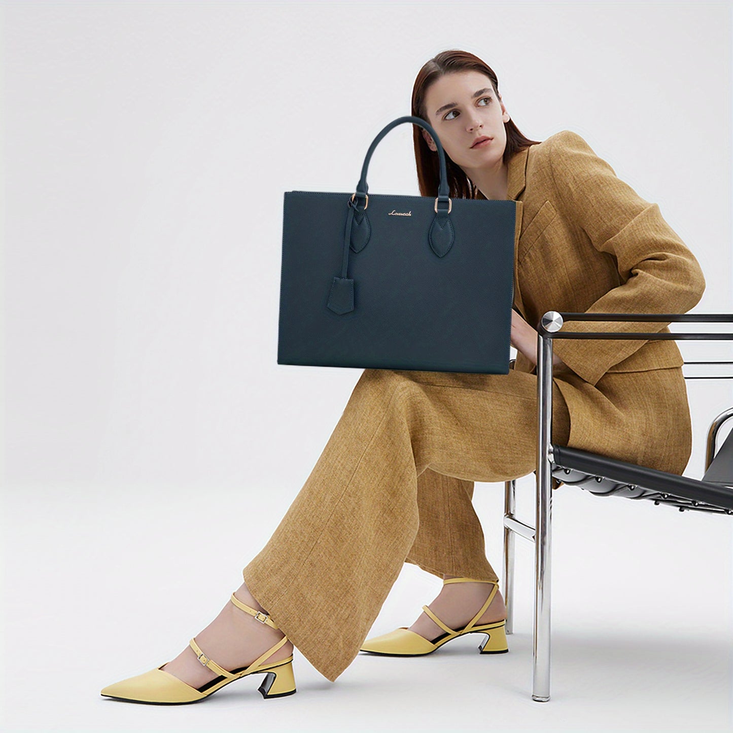 15.6" Women’s Laptop Tote Bag