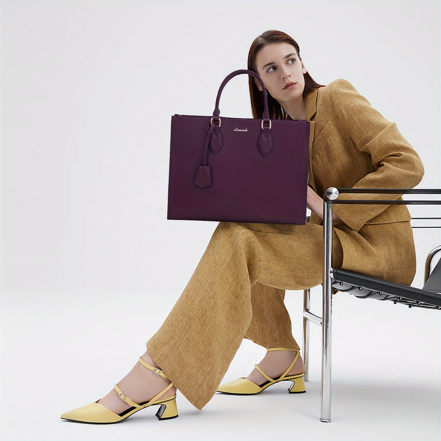 15.6" Women’s Laptop Tote Bag