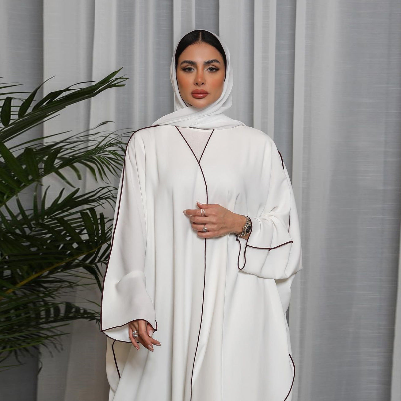 White Patchwork Plus Size Abaya Robe