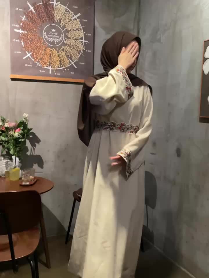 Elegant Floral Embroidered Abaya