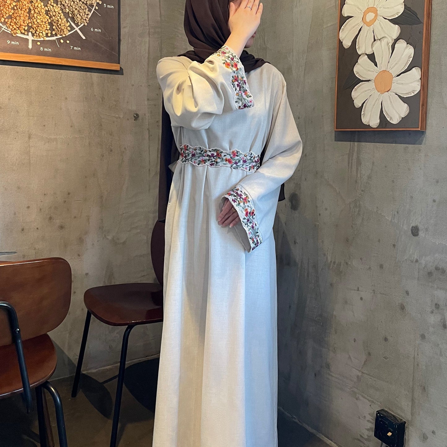Elegant Floral Embroidered Abaya