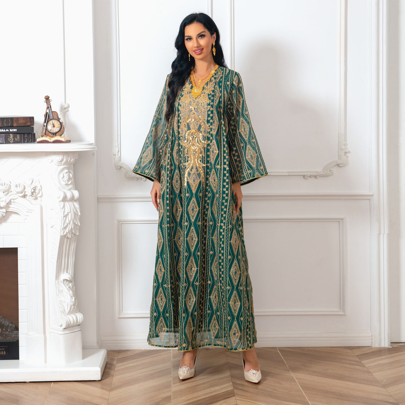 Saudi Dubai Evening Gown Embroidered Robe