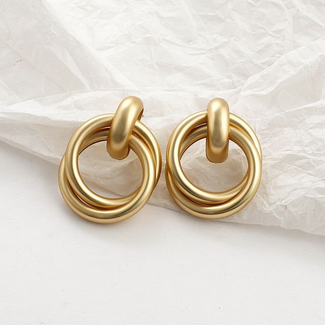 Fashion gold plated shell acrylic Earrings