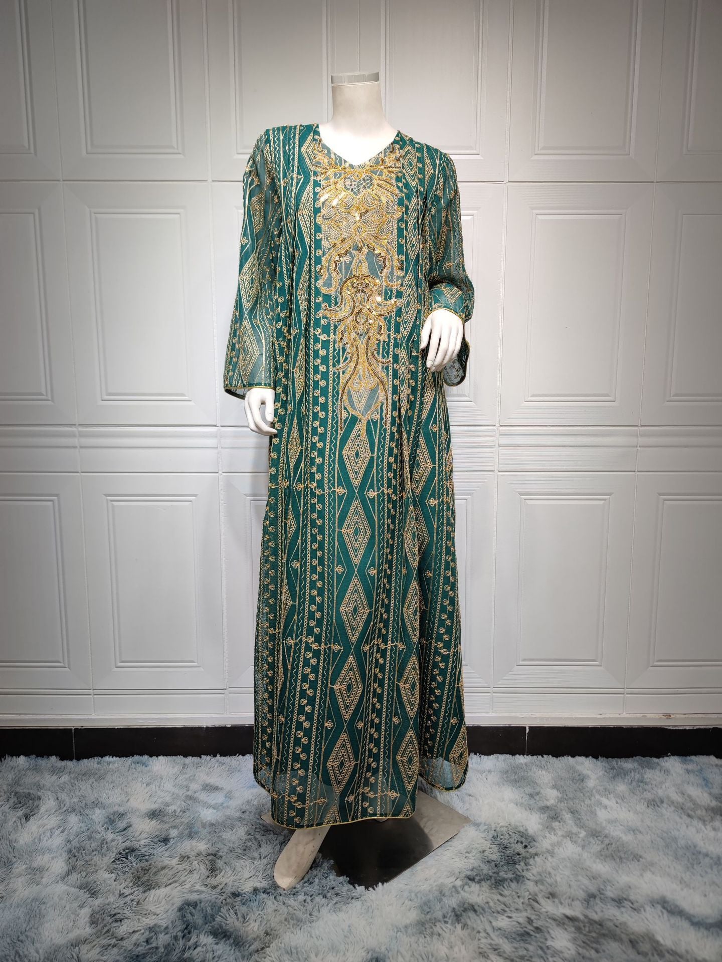 Saudi Dubai Evening Gown Embroidered Robe