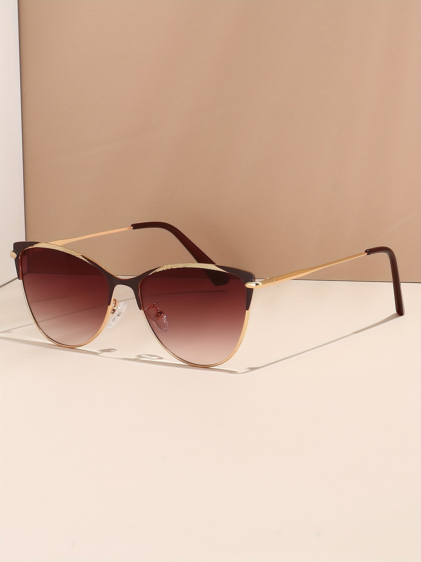 Round Cat-Eye Anti-Glare Sunglasses