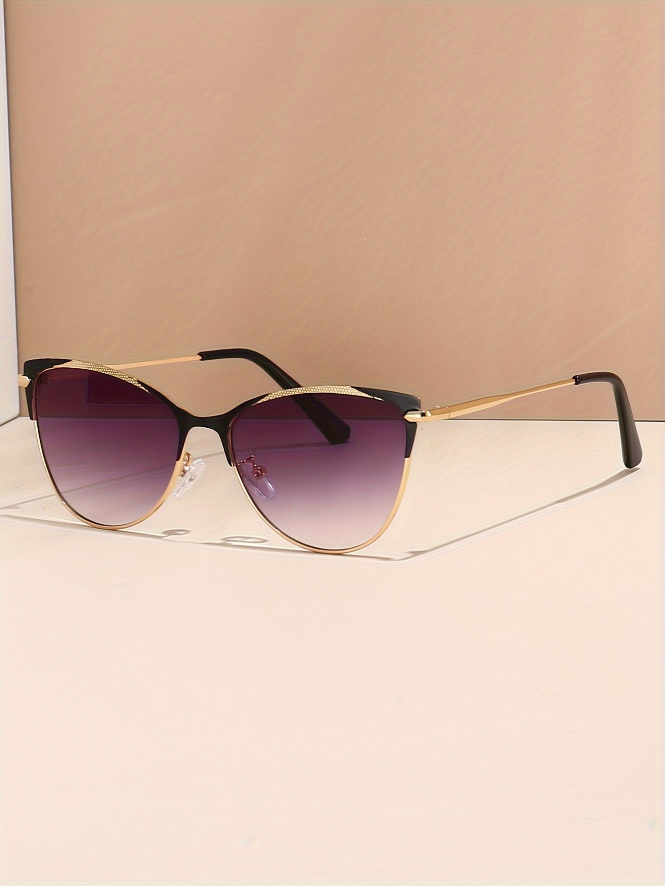 Round Cat-Eye Anti-Glare Sunglasses