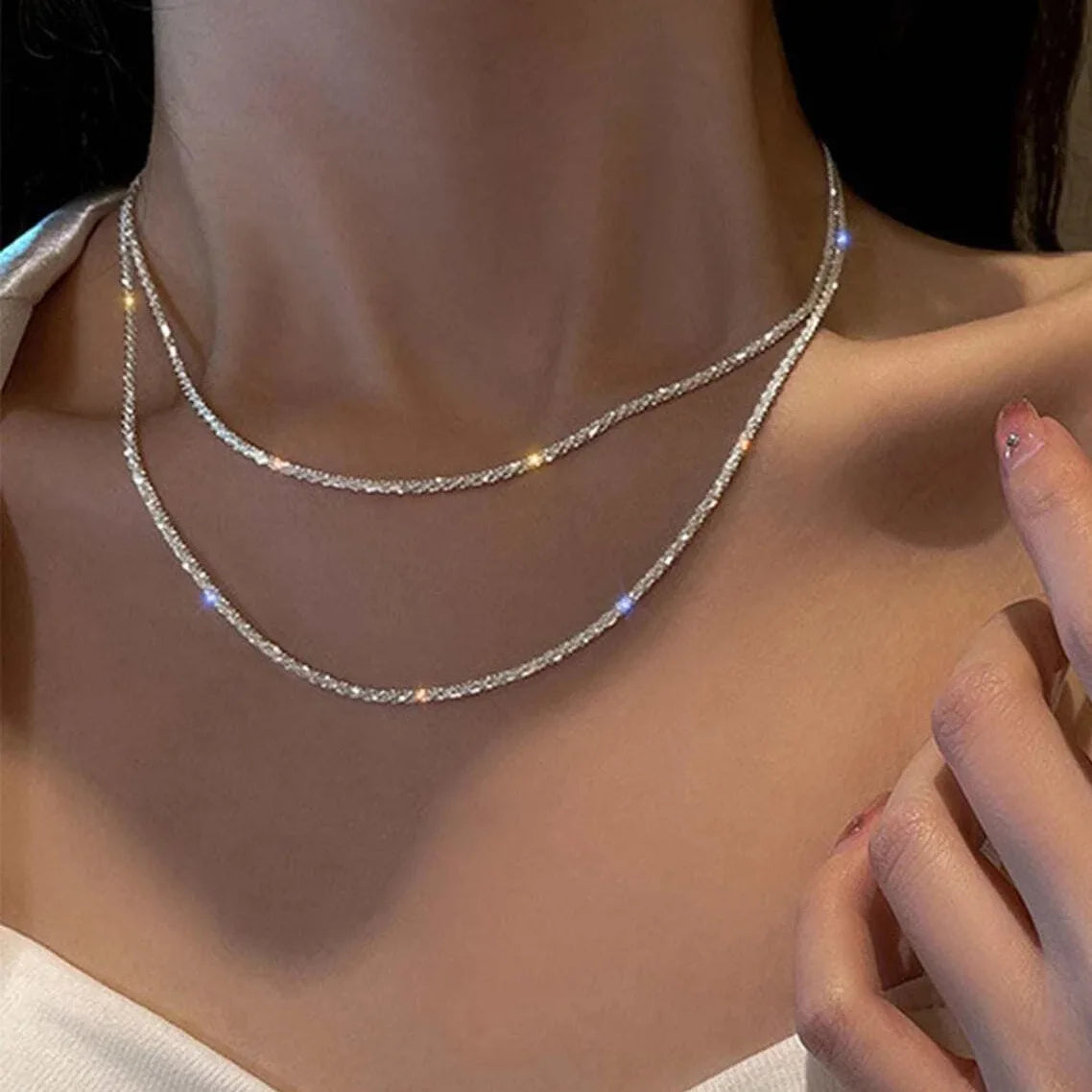 Silver Sparkling Clavicle Necklace