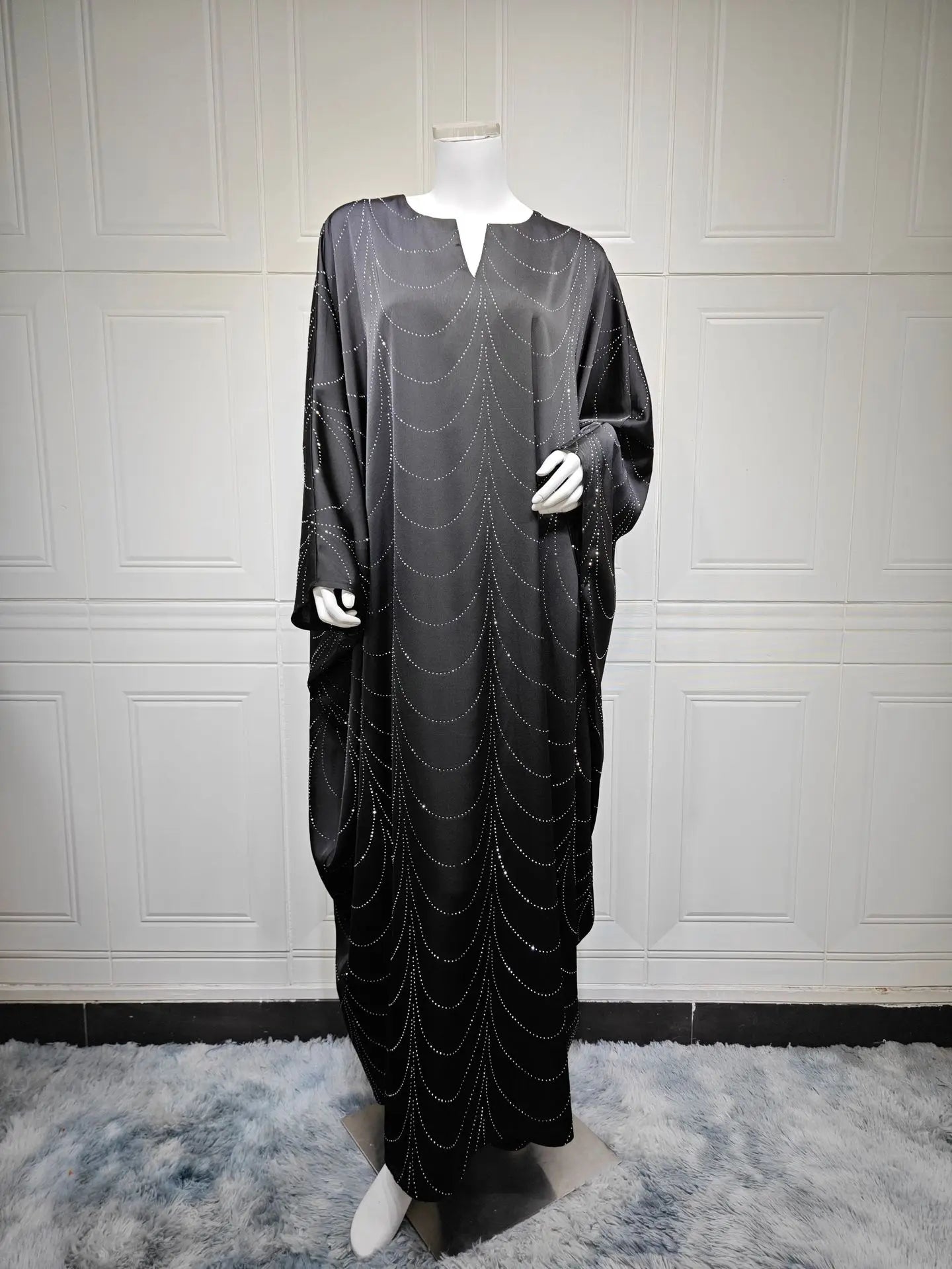 Diamonds Abaya