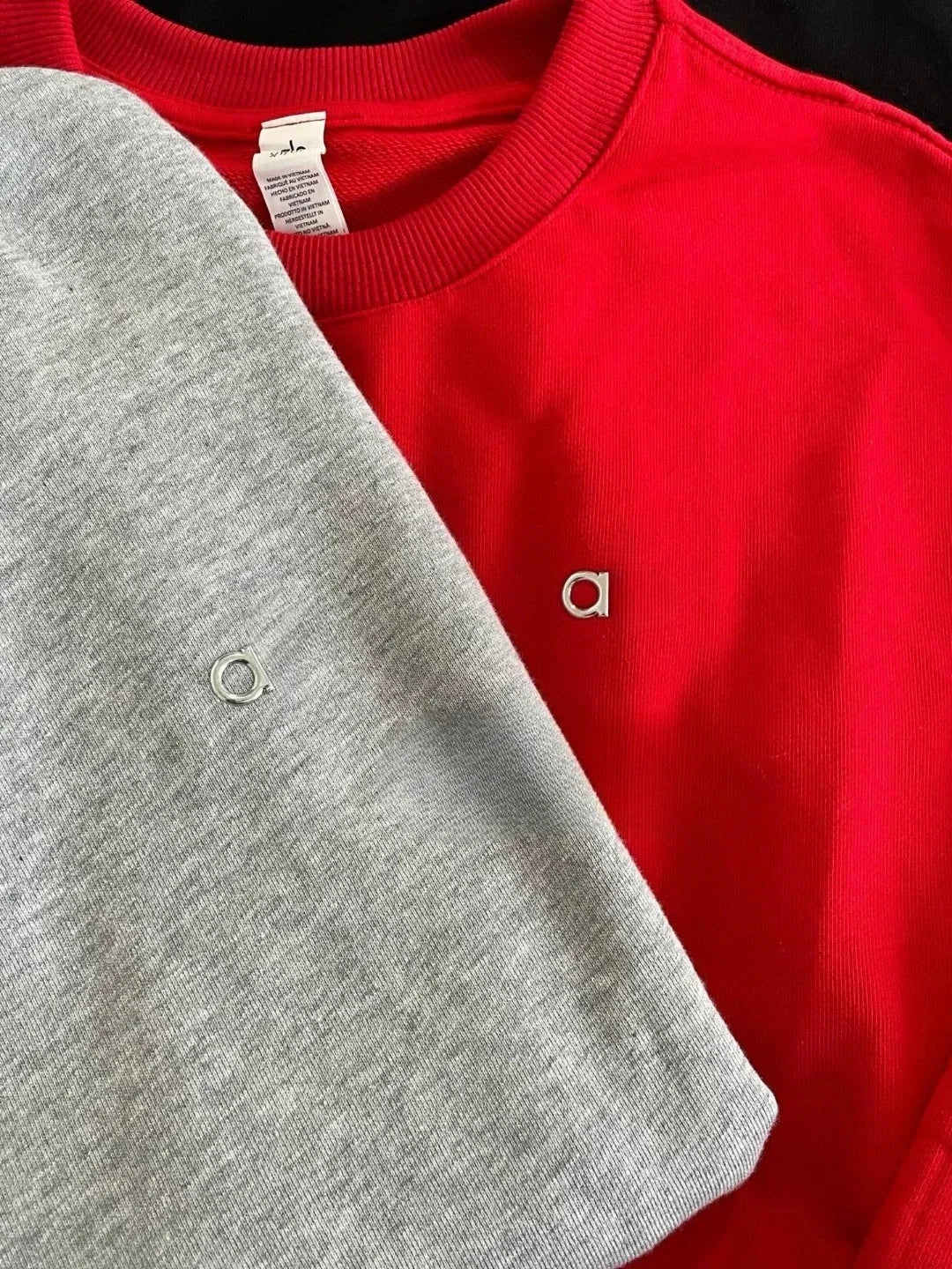 Women's Classic O-Neck Sweatshirt