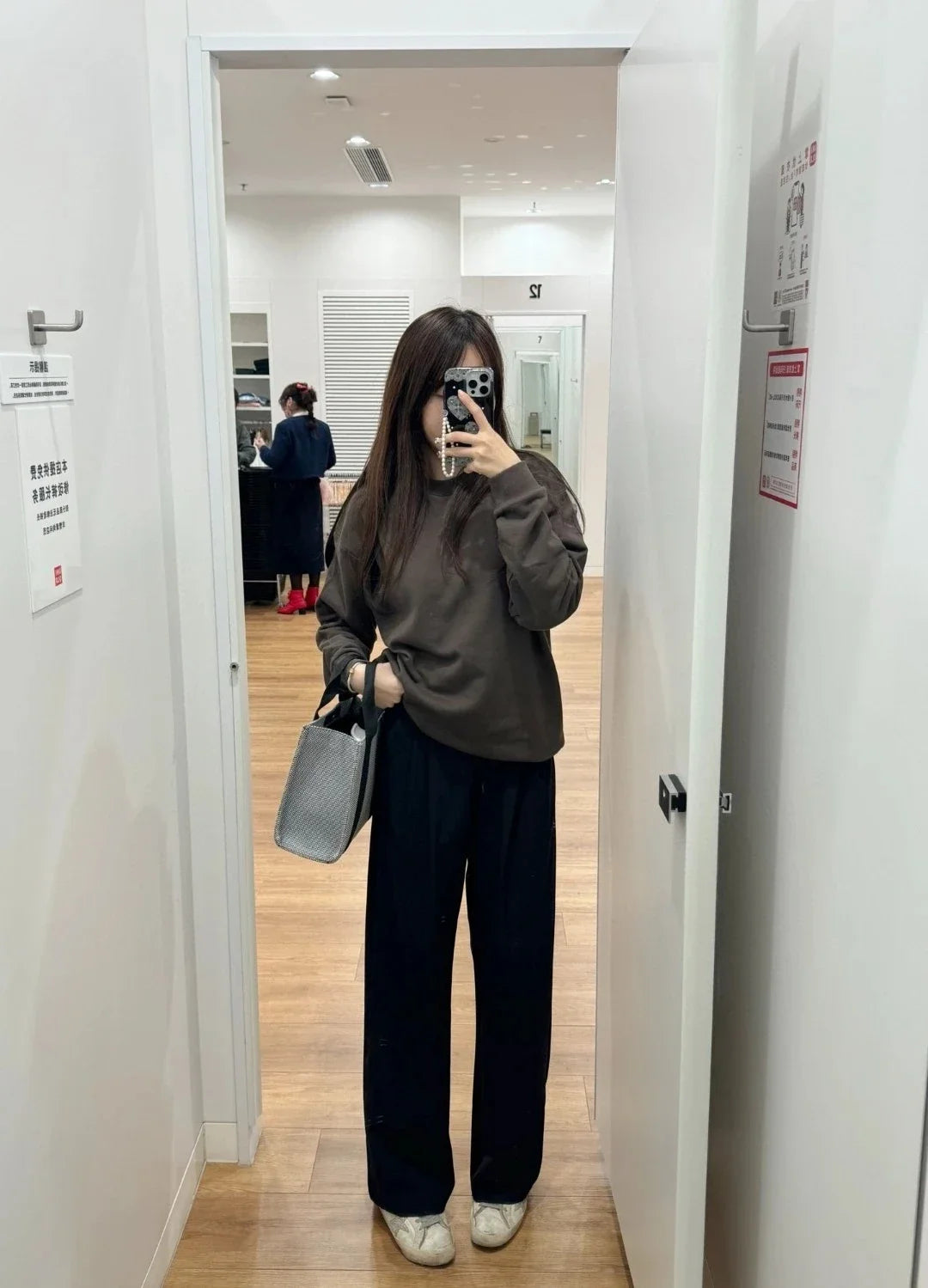 Women's Classic O-Neck Sweatshirt